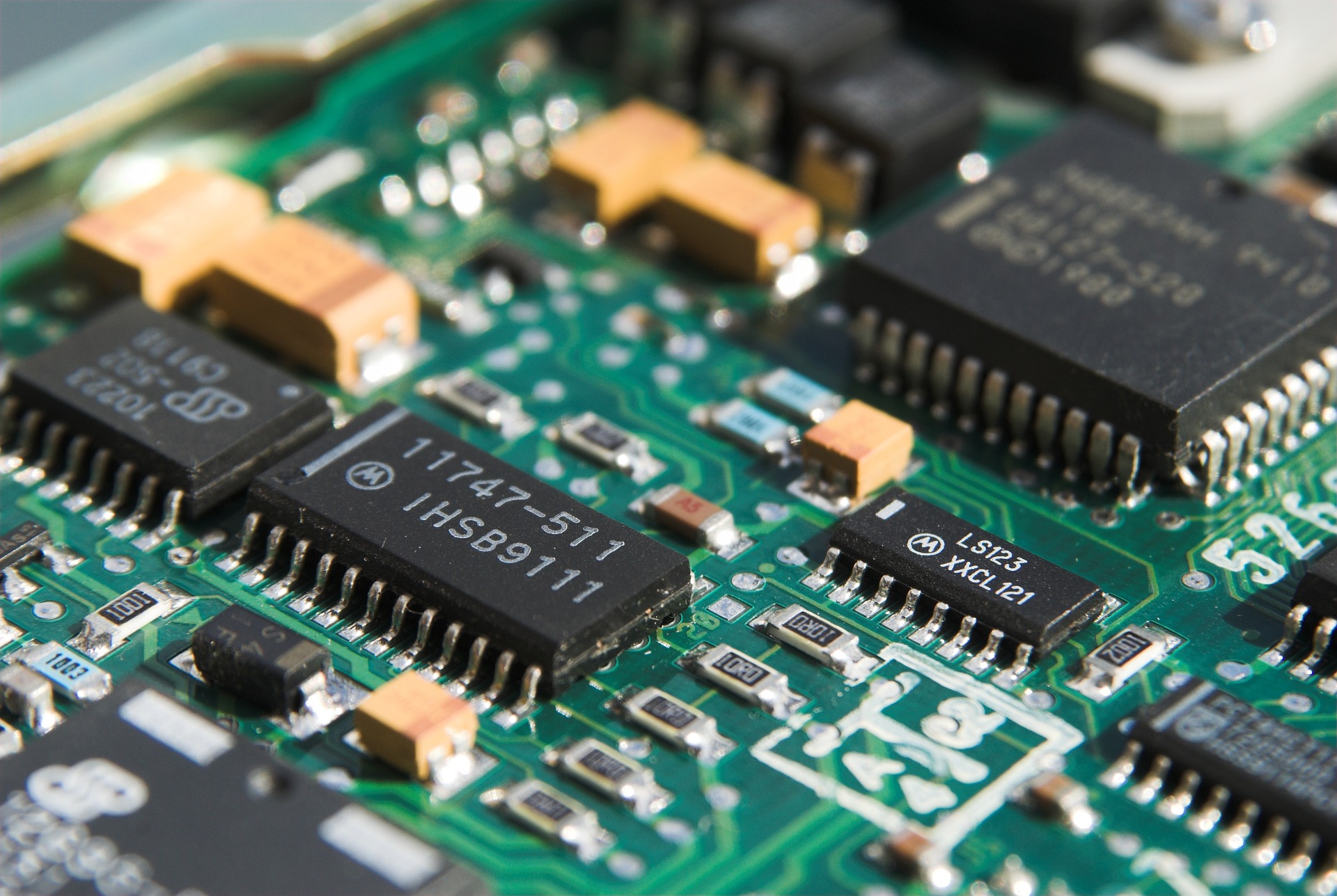 PCB Manufacturers Can Accelerate Your Business Product Development