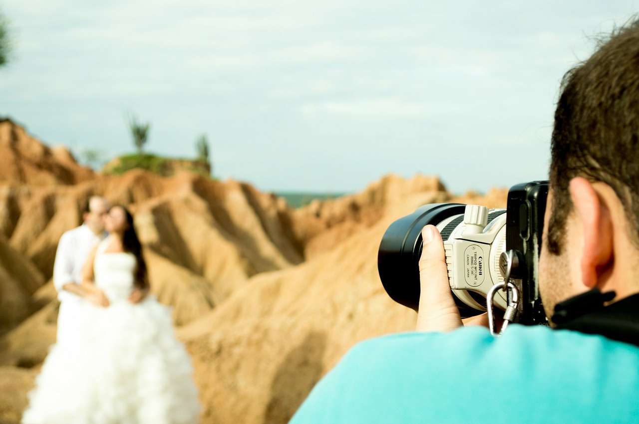 Choosing An Alternative Wedding Photographer