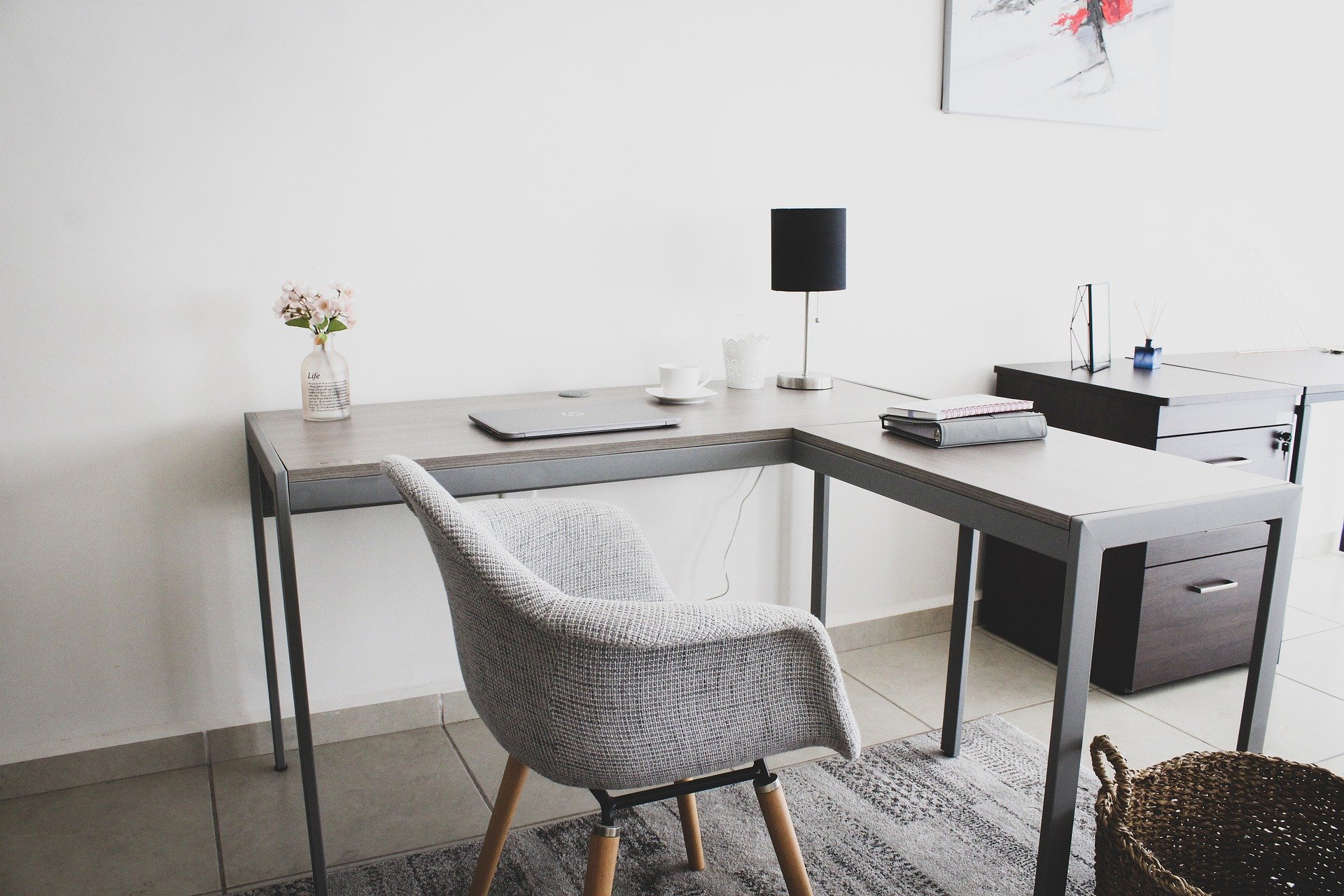 Things To Consider Before Buying Office Desk Furniture