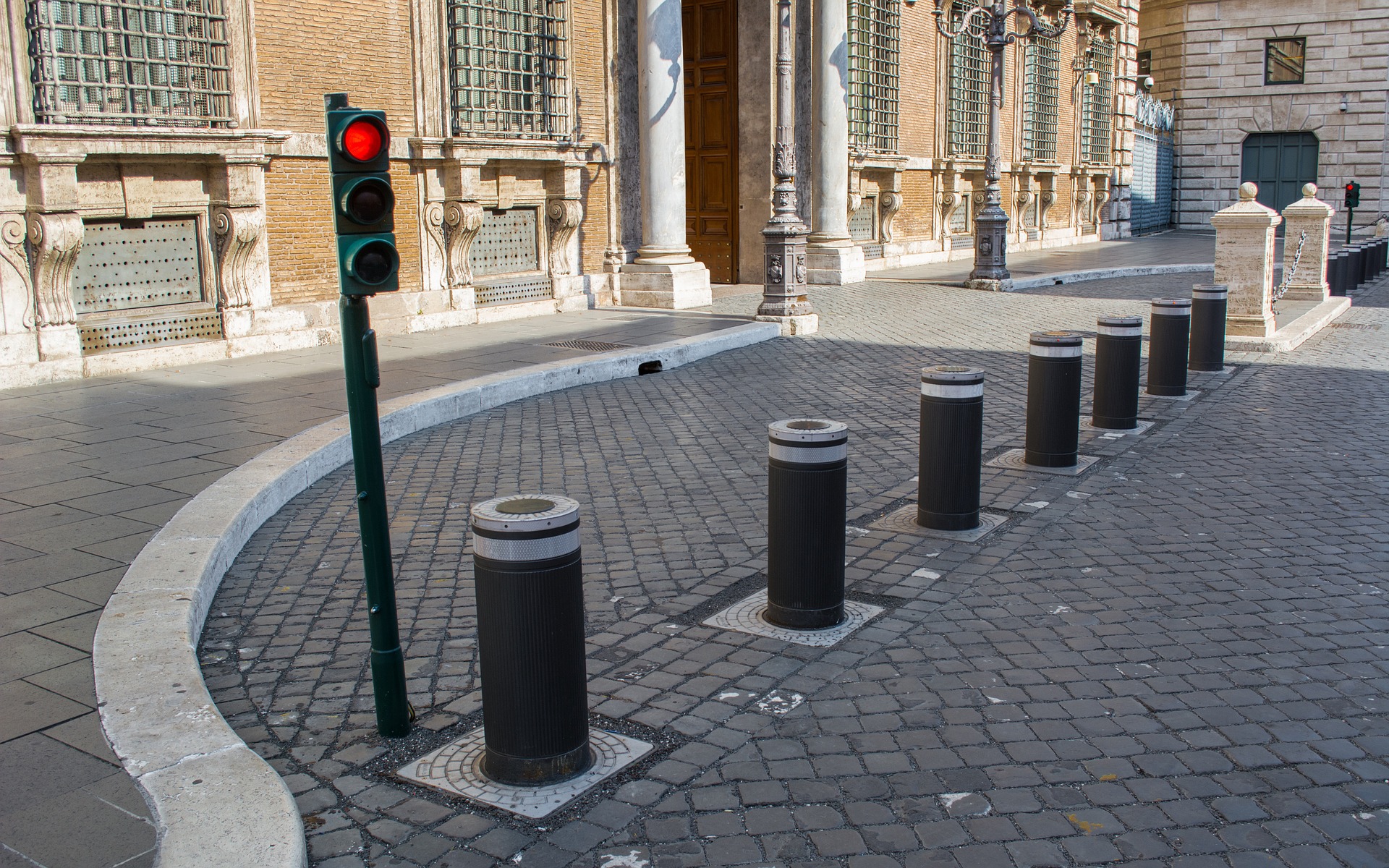 3 Main Points: Parking Bollards For Driveways