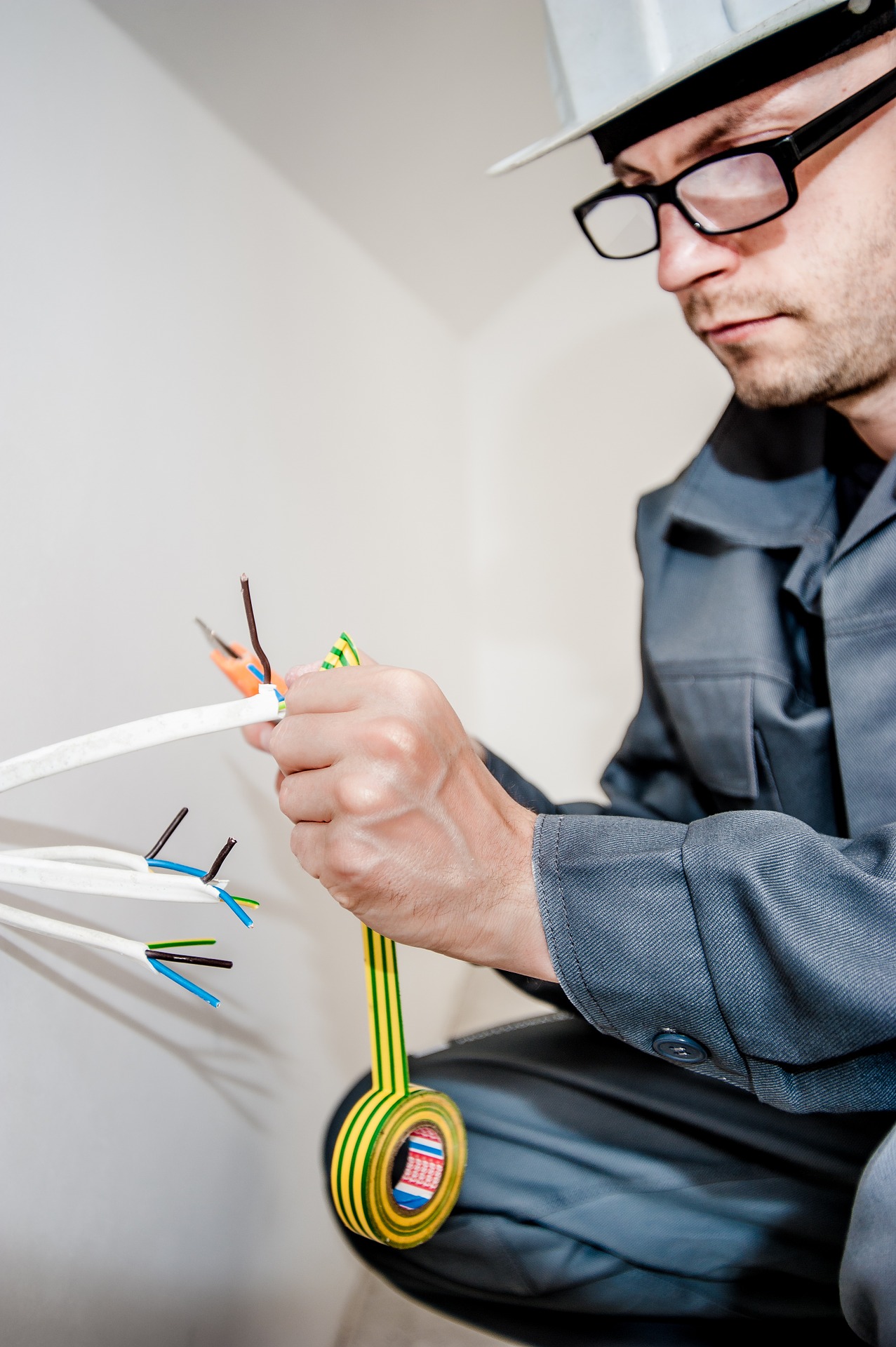 The Top 3 Benefits Of A Professional Electrician