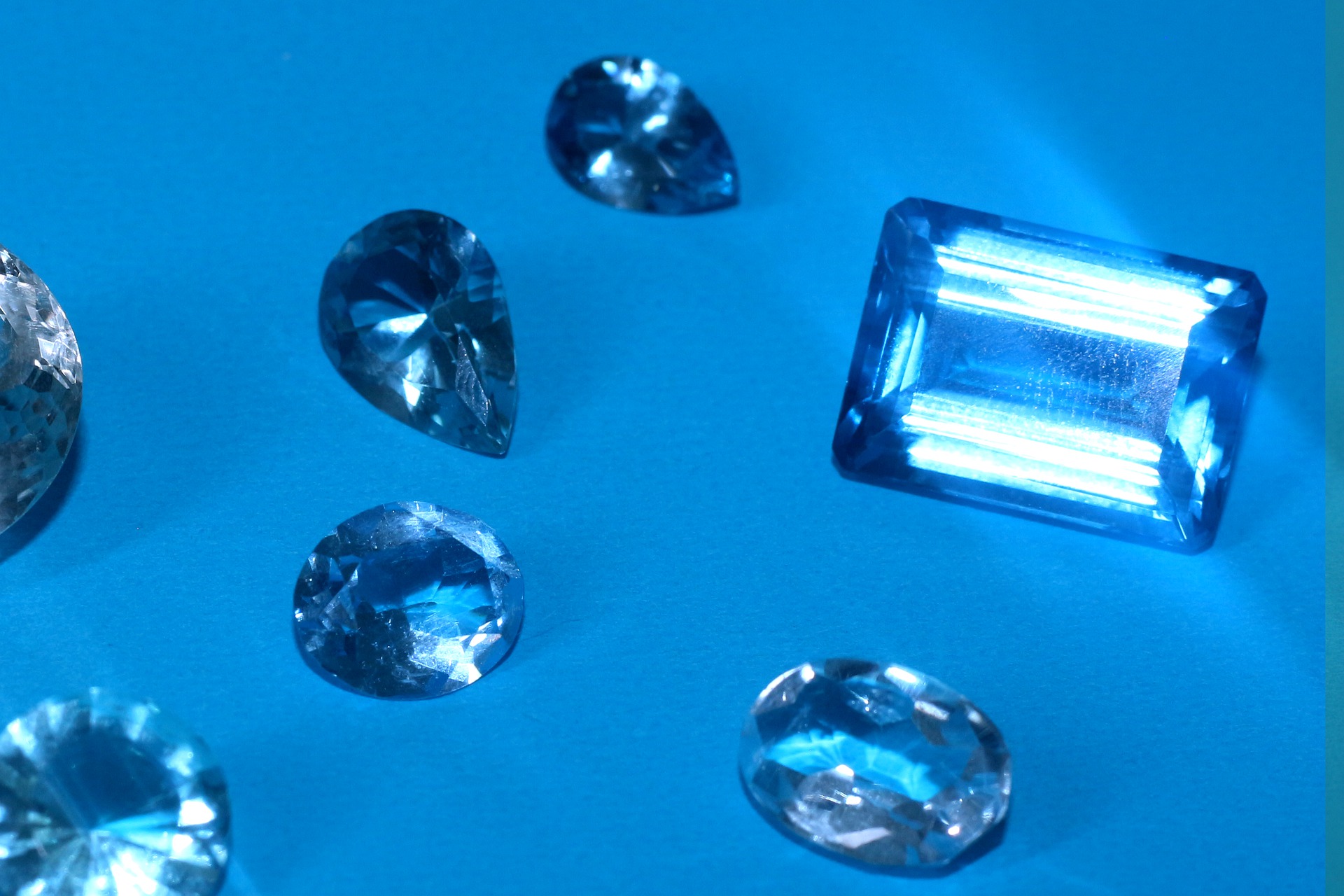 Buying Loose Sapphire Gemstones Online