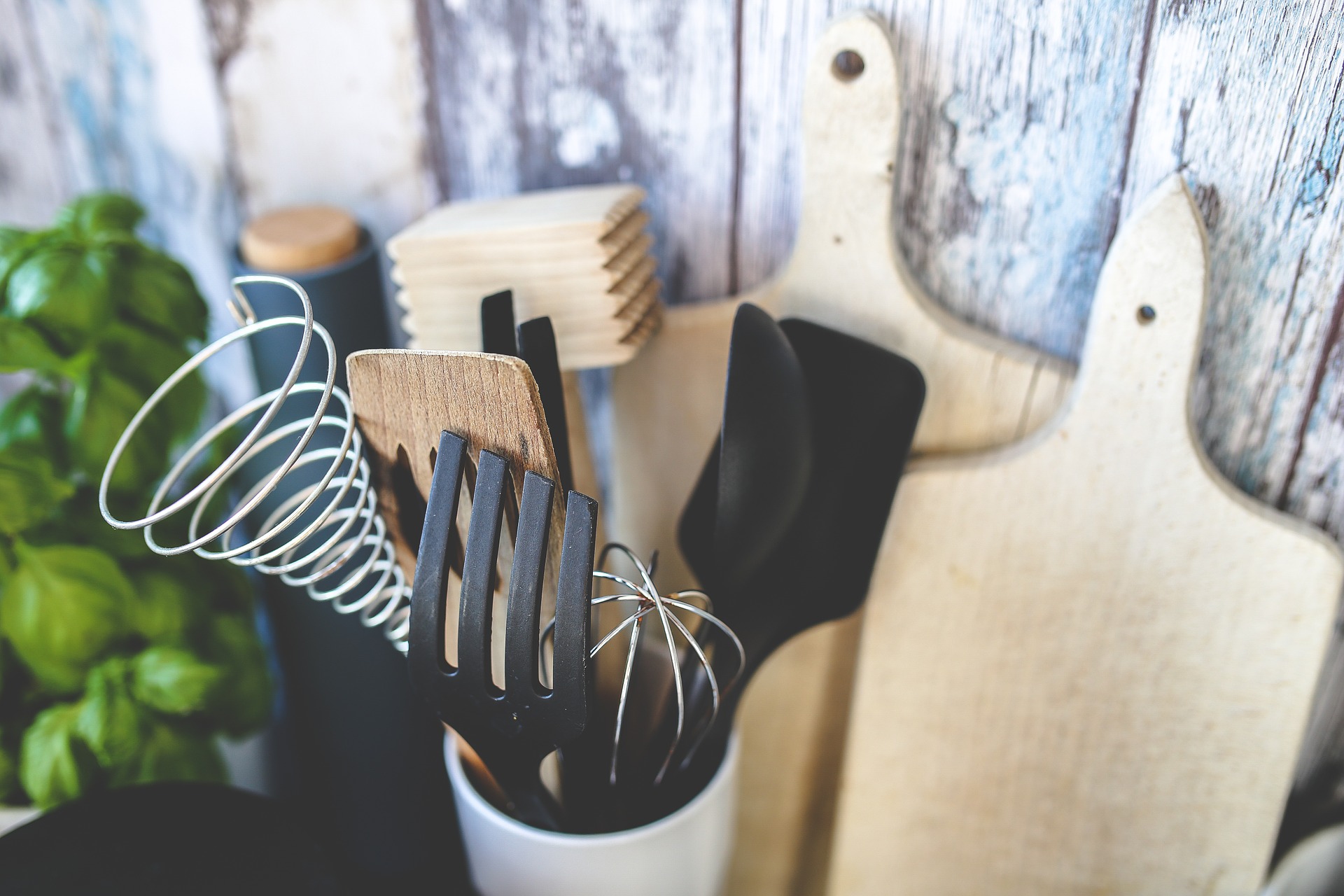 Tools For Finding The Cheapest Kitchenware