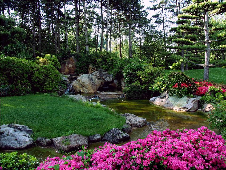 Why Hire Landscaping Guelph Services?