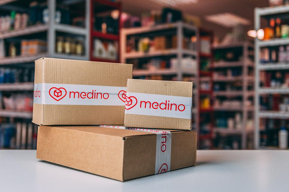 The Benefits And Risks Of Buying From An Online Pharmacy