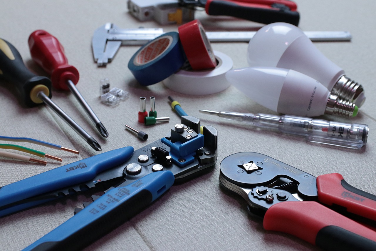 What You Need To Know About Hiring An Electrician In Cheltenham