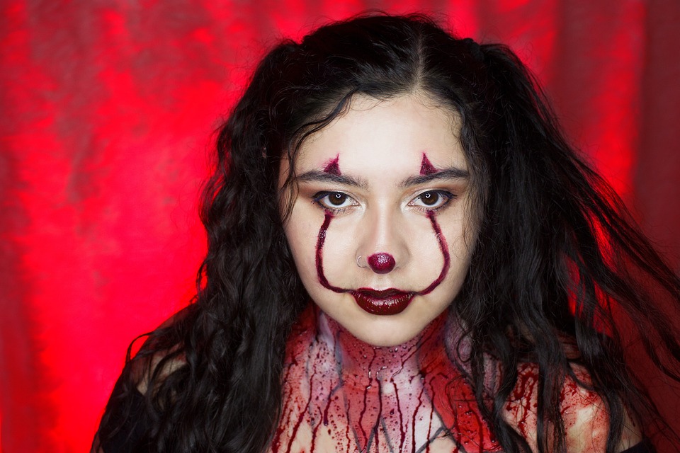 The Best Cheap Halloween Contacts To Make Your Costume Stand Out