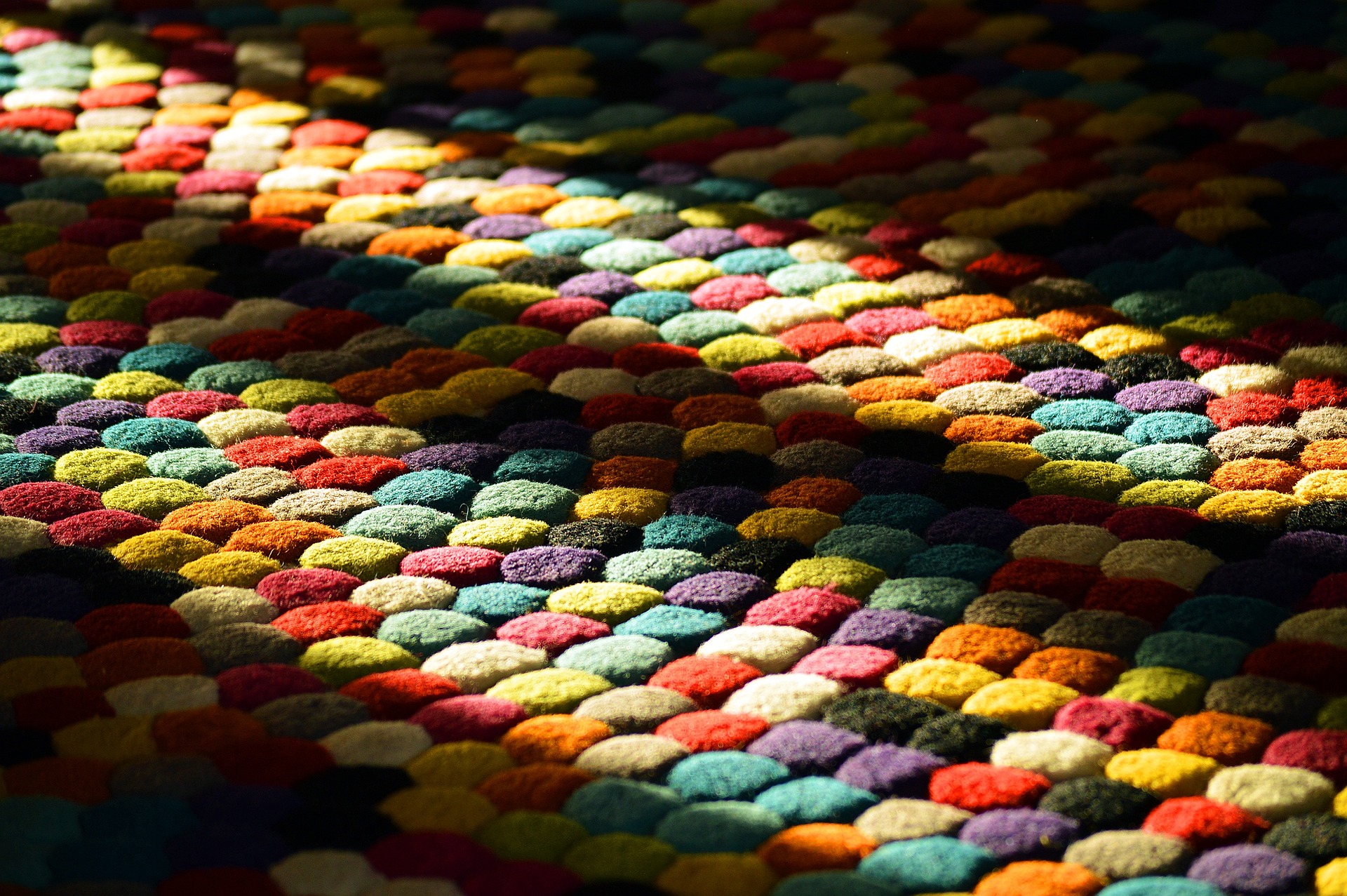 The Beauty Of Bubble Rugs: How To Incorporate Them Into Your Home Décor